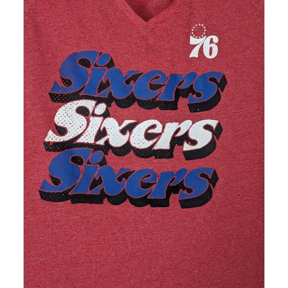 NBA Tshirt XL Women's Red Philadelphia 76ers Basketball Short Sleeve Vneck - Picture 4 of 5